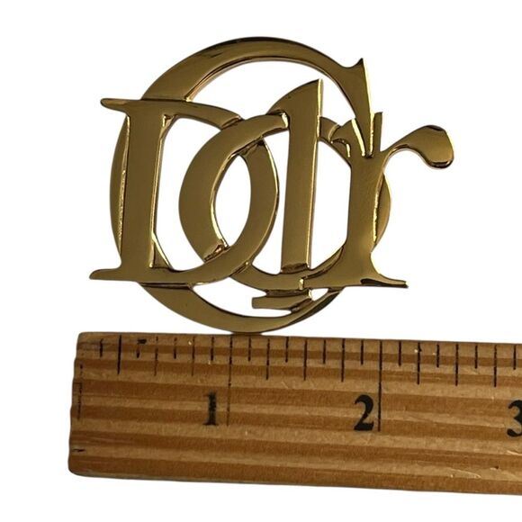 Christian Dior Gold Tone CD Logo Brooch Pin Vintage Designer Statement Jewelry - Picture 11 of 11